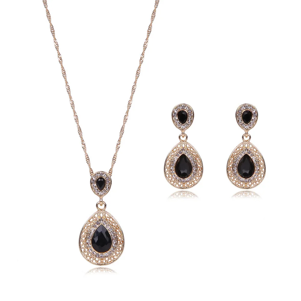 Elegant Women Rhinestone Crystal Pendant Necklace Chain Earrings Jewelry's Outfits Bosnian Style Drop-Shaped Crystal Color Rose
Elegant Women Rhinestone Crystal Pendant Necklace Chain Earrings Jewelry's Outfits Bosnian Style Drop-Shaped Crystal Color Rose