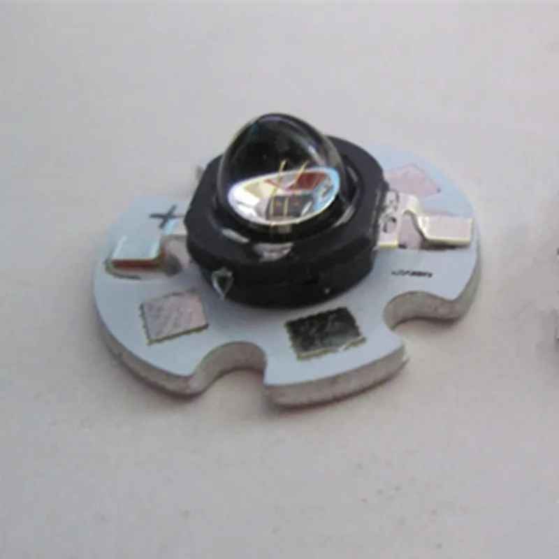 5pcs 1W 3W IR 850nm 60degree LED Infrared Diode Bead Lamp High Power 850nm Diodo For Invisible Surveillance CCTV Security Camera
5pcs 1W 3W IR 850nm 60degree LED Infrared Diode Bead Lamp High Power 850nm Diodo For Invisible Surveillance CCTV Security Camera