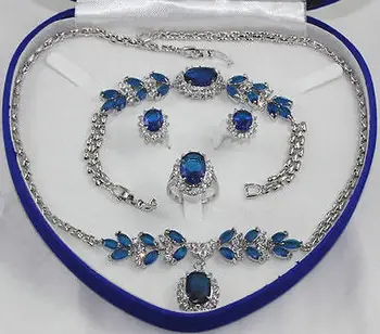 FREE SHIPPING18K Gold Plated Inlay Blue crystal Necklace Bracelet Ring Earring set (30%)
FREE SHIPPING18K Gold Plated Inlay Blue crystal Necklace Bracelet Ring Earring set (30%)