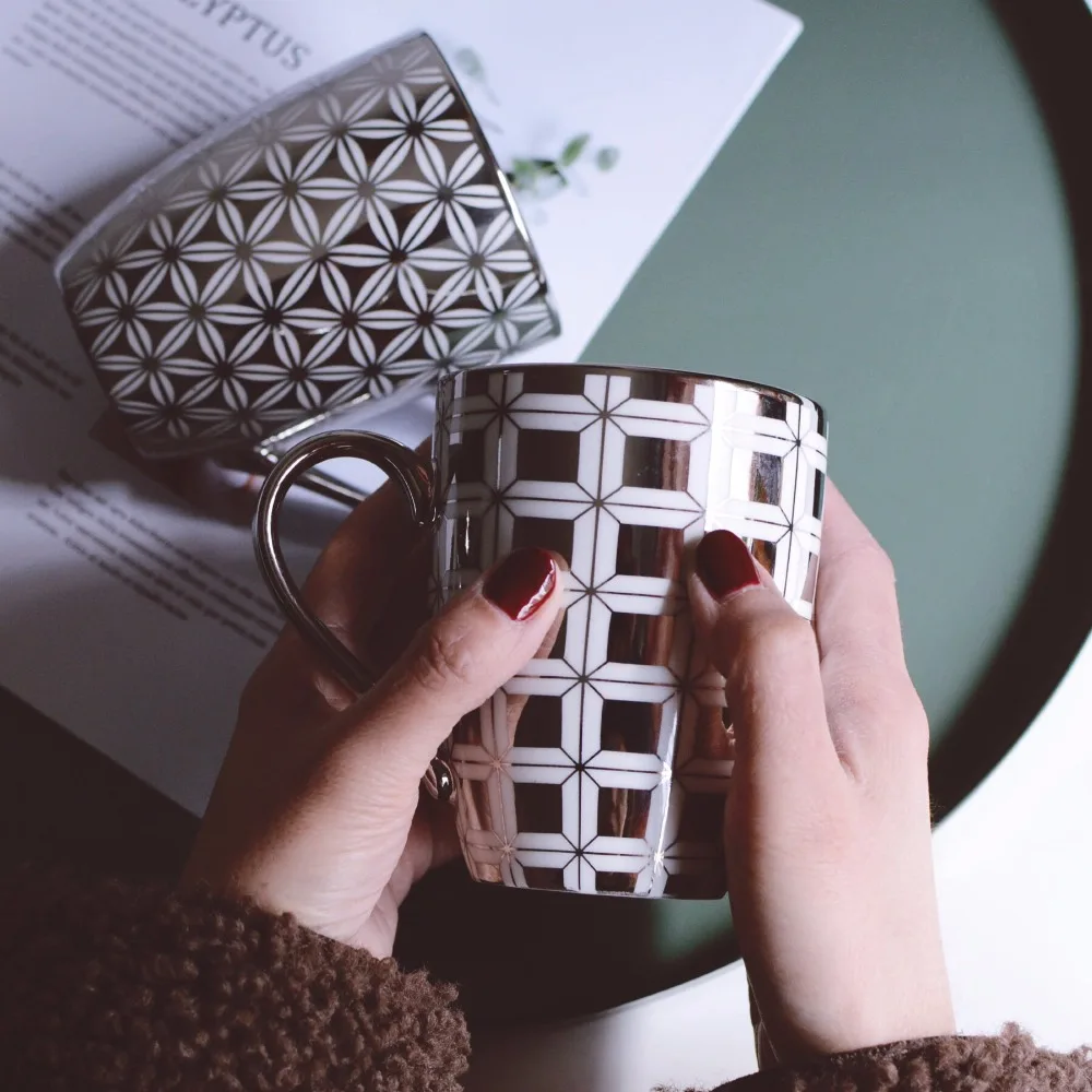 Geometric Patterned Ceramic Milk Coffee Cup Mark Breakfast Cup three types for choose
Geometric Patterned Ceramic Milk Coffee Cup Mark Breakfast Cup three types for choose