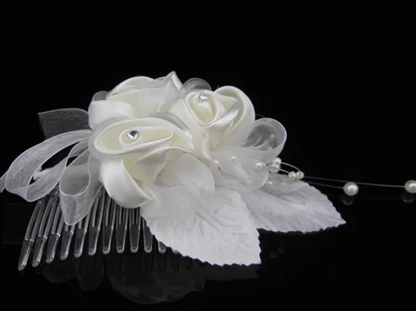 6pcs Ivory Flower Rhinestone Crystals Comb Clear Hair Comb Wedding Women Jewelry Hair Accessories Bridal Comb Free Shipping
6pcs Ivory Flower Rhinestone Crystals Comb Clear Hair Comb Wedding Women Jewelry Hair Accessories Bridal Comb Free Shipping