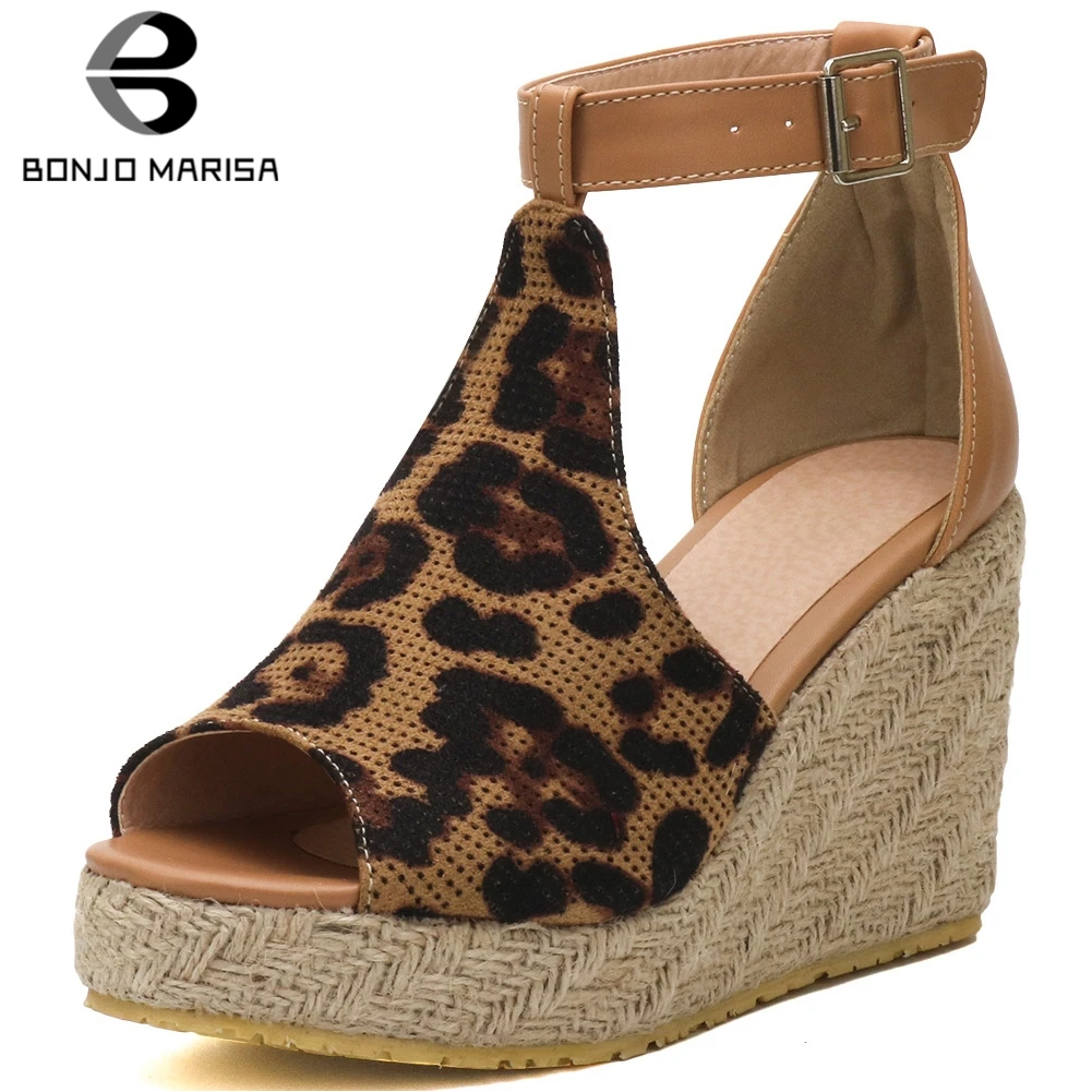 BONJOMARISA New INS Hot Straw Bottom Platform Sandals Women 2019 Summer Leopard High Heels Women Wedges Shoes Woman 34-43
BONJOMARISA New INS Hot Straw Bottom Platform Sandals Women 2019 Summer Leopard High Heels Women Wedges Shoes Woman 34-43