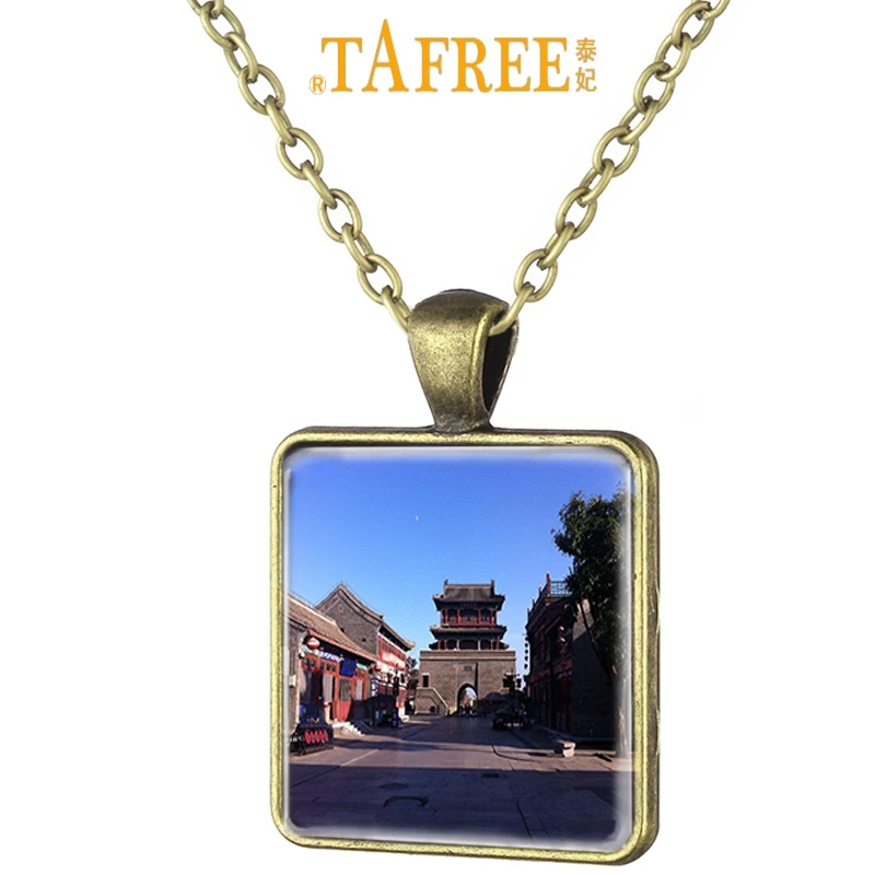 TAFREE Shanhai Pass Chinese Scenery Art Picture Square Necklace Antique Bronze Plated Glass Cabochon Dome Jewelry SH29
TAFREE Shanhai Pass Chinese Scenery Art Picture Square Necklace Antique Bronze Plated Glass Cabochon Dome Jewelry SH29