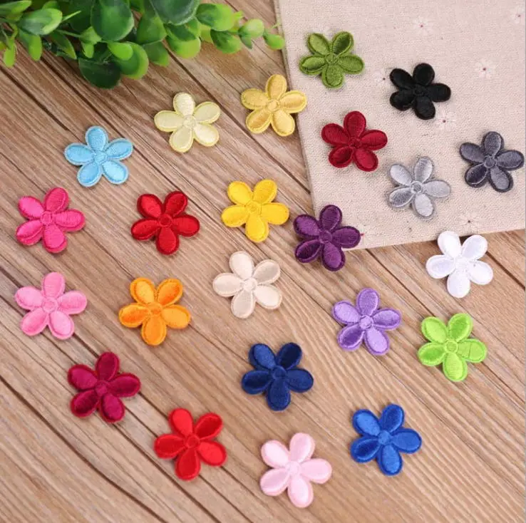 Фото 1 pcs Mini Flowers embroidered iron on Fashion patches clothing accessory bag hat shoe repair Appliques phone decor diy | Дом и сад