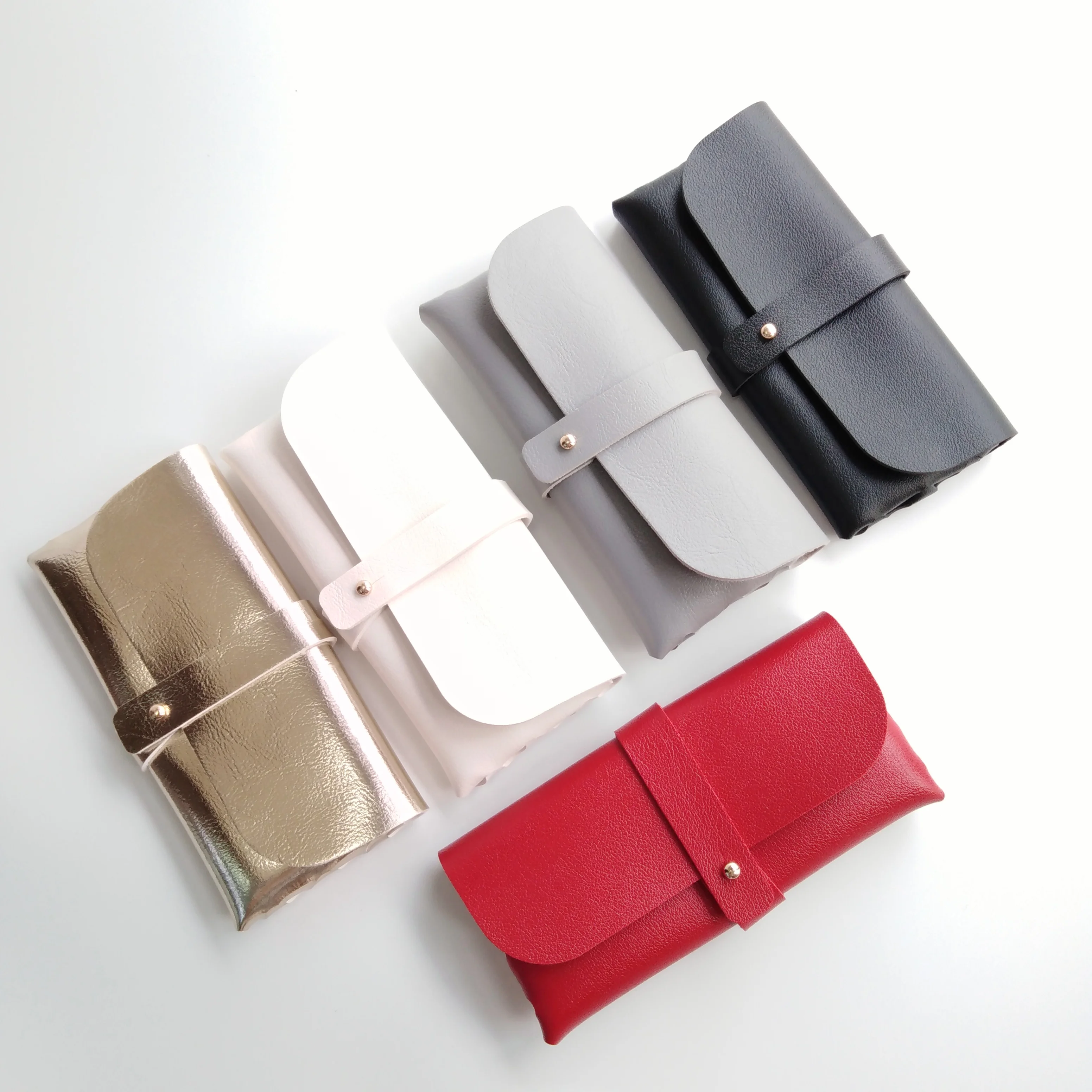 100% handcrafted PU leather oversize sunglass soft pouch with velvet lining slip-in case spectacle case box
100% handcrafted PU leather oversize sunglass soft pouch with velvet lining slip-in case spectacle case box