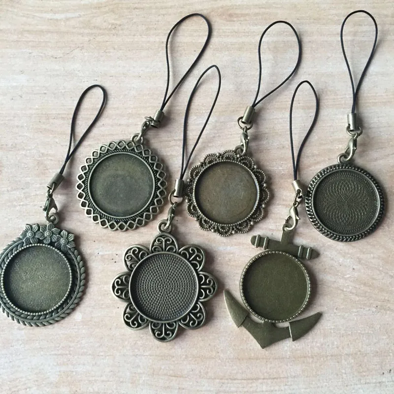 6PCS/Lot Vintage Bronze Metal Zinc Alloy Lobster Clasp 25mm Cabochon Setting Jewelry Blank Setting Findings
6PCS/Lot Vintage Bronze Metal Zinc Alloy Lobster Clasp 25mm Cabochon Setting Jewelry Blank Setting Findings