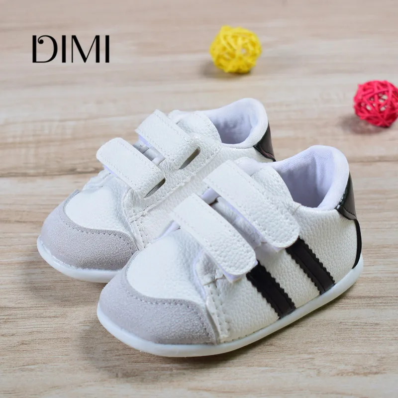 Genuine Leather Baby Moccasins Infant First Walker Shoes Baby Girls Boys Soft Soled Shoes For Kids Newborn Baby Shoes EU 15-19
Genuine Leather Baby Moccasins Infant First Walker Shoes Baby Girls Boys Soft Soled Shoes For Kids Newborn Baby Shoes EU 15-19