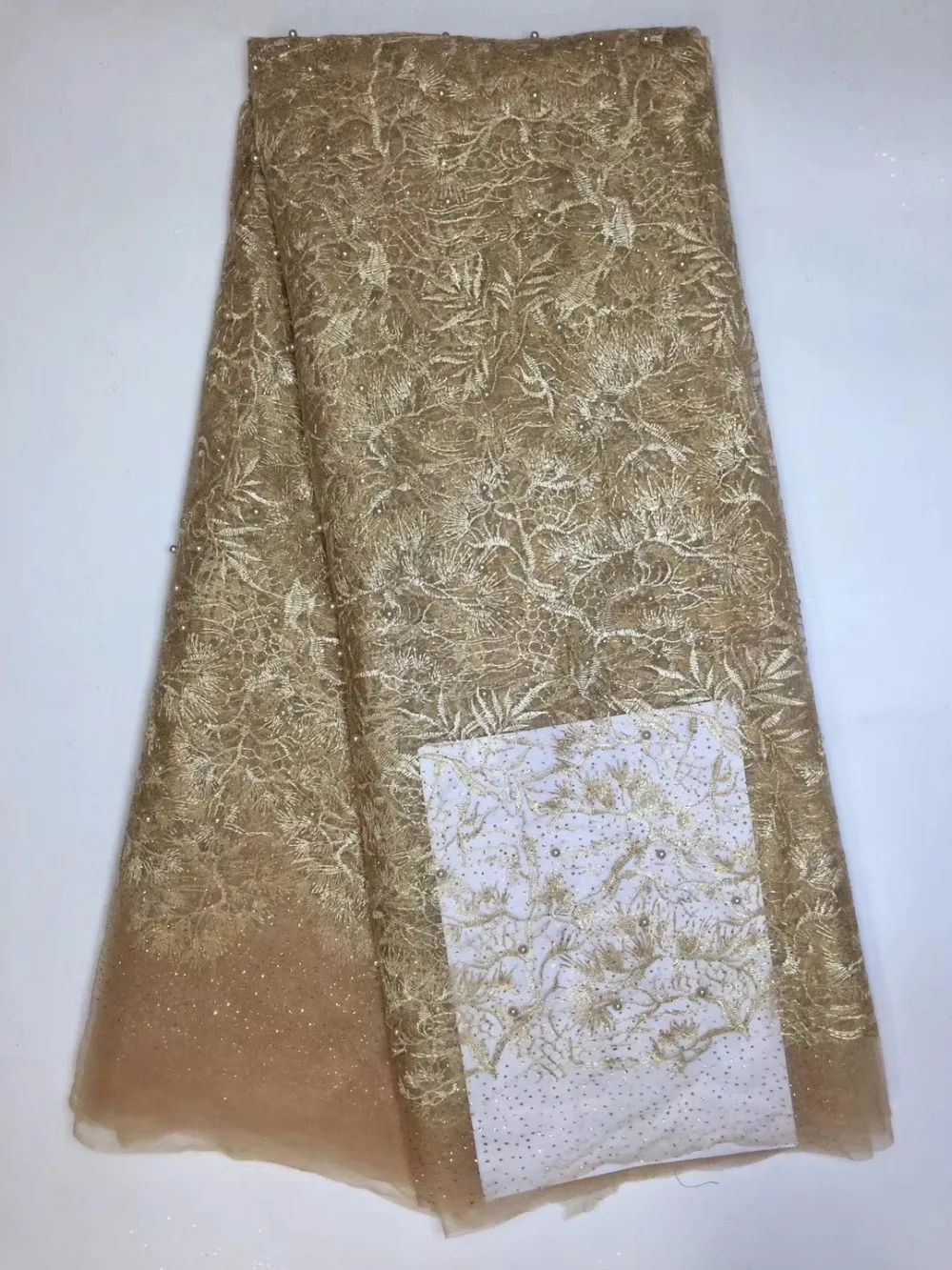 Promotion Latest African Tulle Lace fabric high quality african net lace fabric with beads lace material for women dress
Promotion Latest African Tulle Lace fabric high quality african net lace fabric with beads lace material for women dress