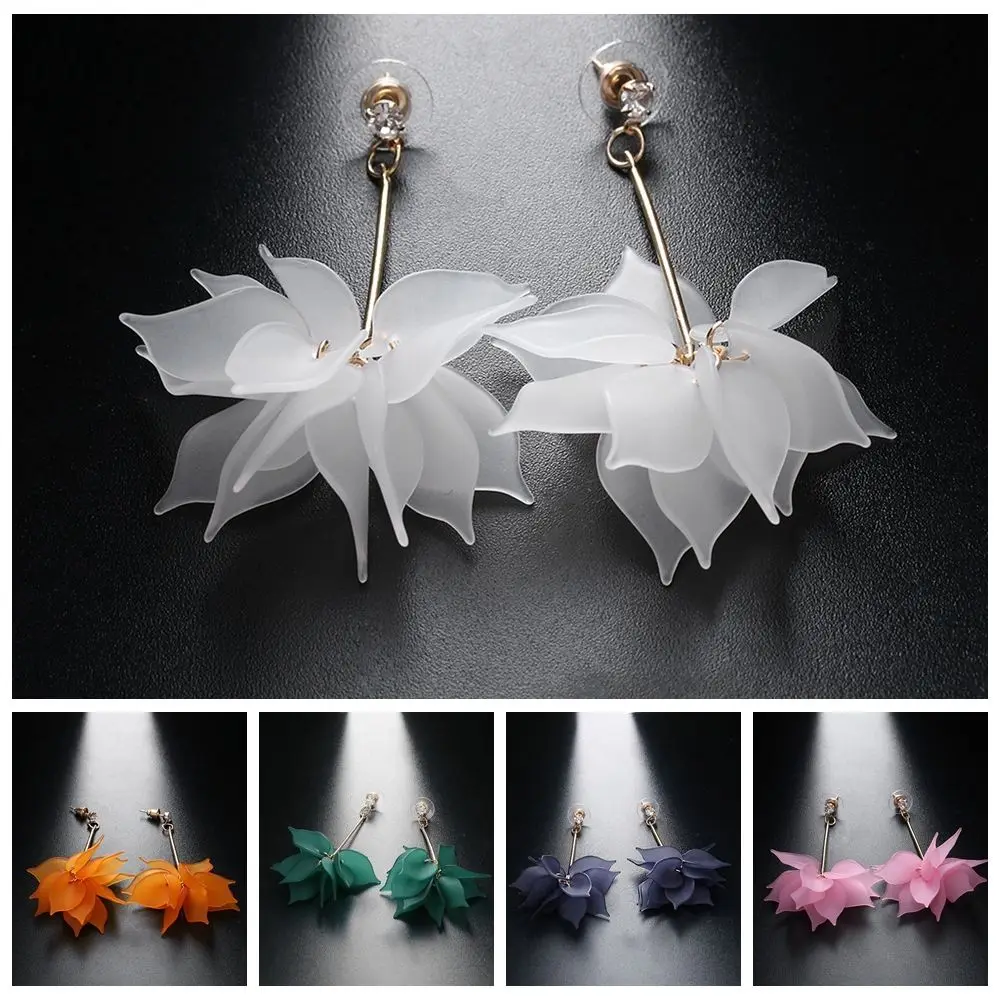 New Fashion 1Pair Women Elegant Dangle Earrings Summer Style Crystal Flower Drop Long Dangle Earrings Jewelry Accessories
New Fashion 1Pair Women Elegant Dangle Earrings Summer Style Crystal Flower Drop Long Dangle Earrings Jewelry Accessories