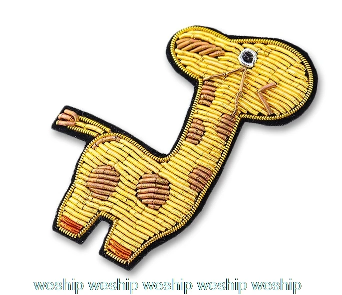 DIY New 3D Hand embroidery badges Giraffe Embroiderd metal wire applique for Coat Trousers Bag Brooch
DIY New 3D Hand embroidery badges Giraffe Embroiderd metal wire applique for Coat Trousers Bag Brooch