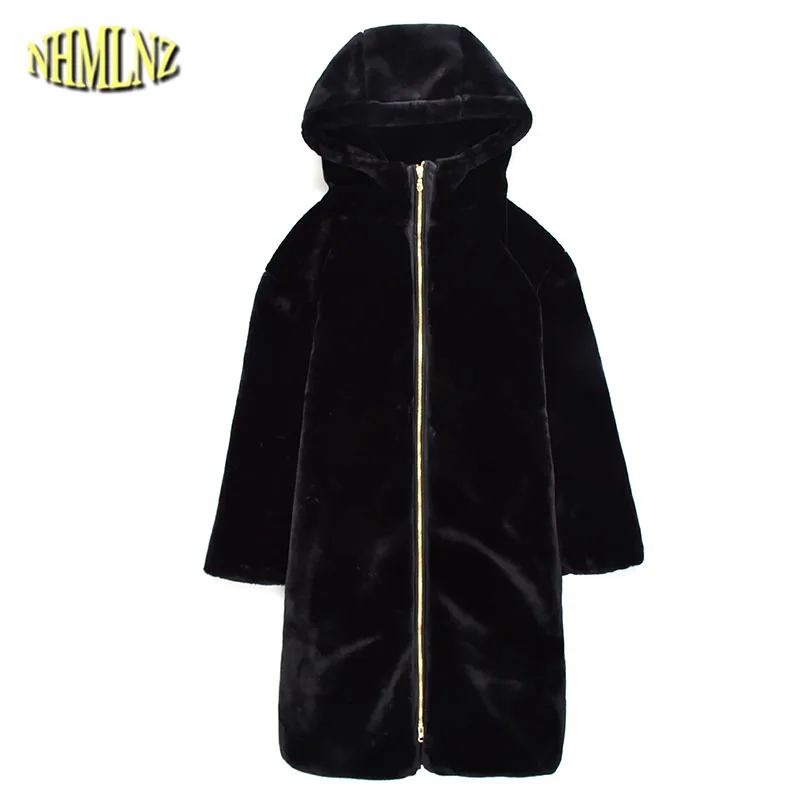 Winter Warm hooded Large size Medium length Solid color Fur & Faux Fur Women 2019 New Casual Long sleeve Women Fur coat LH224
Winter Warm hooded Large size Medium length Solid color Fur & Faux Fur Women 2019 New Casual Long sleeve Women Fur coat LH224