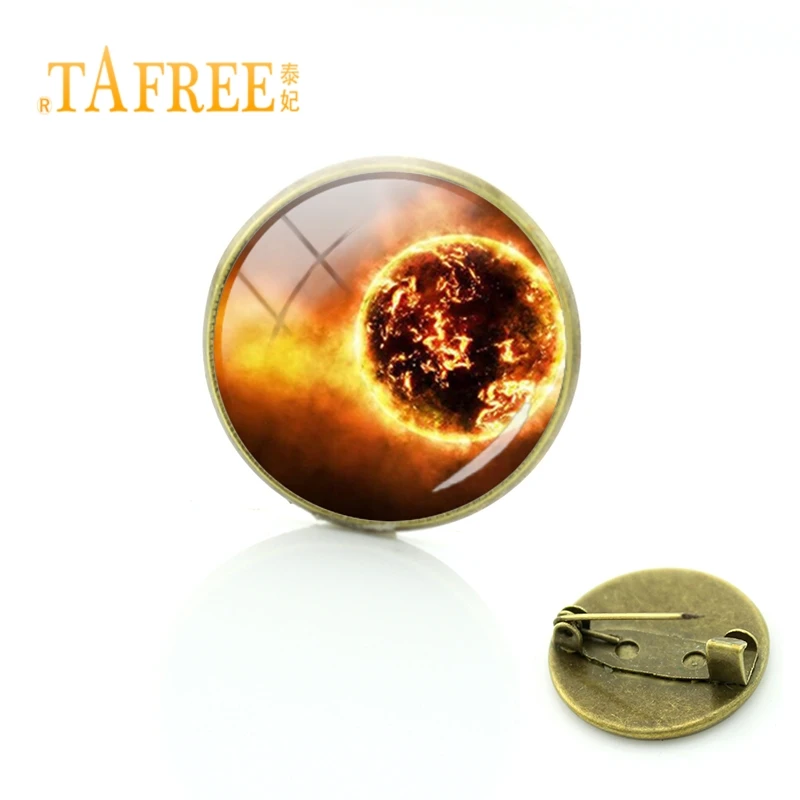 TAFREE Hot Selling Charm Brooches Solar System Universe Pins Glass Cabochon Dome Dreamlike Women Fashion Badges Jewelry ZY219
TAFREE Hot Selling Charm Brooches Solar System Universe Pins Glass Cabochon Dome Dreamlike Women Fashion Badges Jewelry ZY219