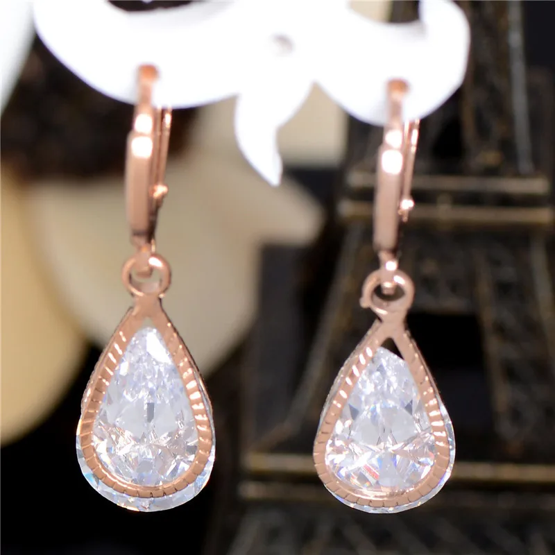 New Fashion Women/Girl's Rose Gold Filled Red CZ Stone Pierced Dangle Drop Earrings Jewelry Gift Free shipping
New Fashion Women/Girl's Rose Gold Filled Red CZ Stone Pierced Dangle Drop Earrings Jewelry Gift Free shipping