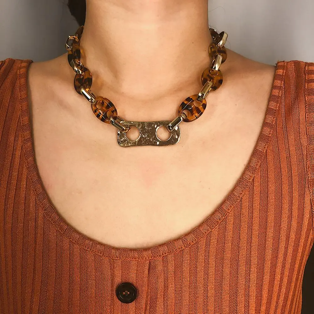 KMVEXO Fashion Vintage Acrylic Chokers Necklace Jewelry Leopard Print Gold Color Women Geometric Short Boho Necklace Collier
KMVEXO Fashion Vintage Acrylic Chokers Necklace Jewelry Leopard Print Gold Color Women Geometric Short Boho Necklace Collier
