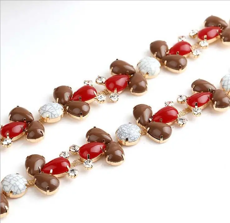 Free Shipping 5 yards Crystal Rhinestone Trim, Rhinestone Applique, Bridal Applique,Wedding Applique,Rhinestone Chain TONG047
Free Shipping 5 yards Crystal Rhinestone Trim, Rhinestone Applique, Bridal Applique,Wedding Applique,Rhinestone Chain TONG047