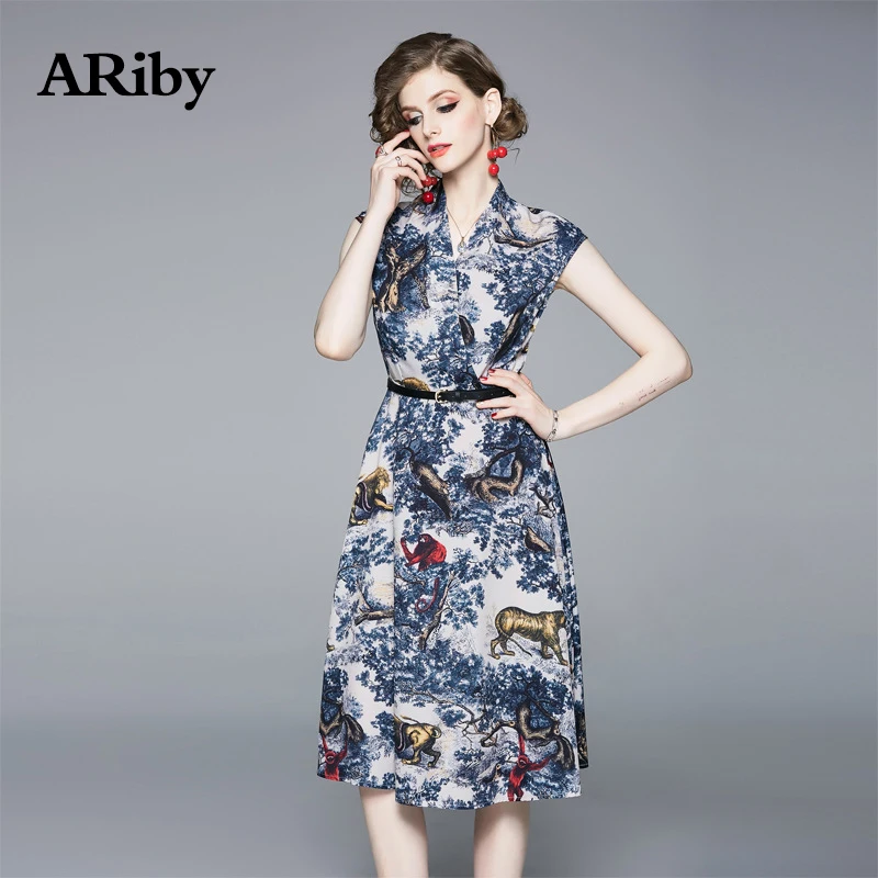 ARiby Women Dress Summer Elegant Printed Dress 2019 New French Retro Fashion V-collar Sleeveless Empire A-Line Dress Vestidos
ARiby Women Dress Summer Elegant Printed Dress 2019 New French Retro Fashion V-collar Sleeveless Empire A-Line Dress Vestidos