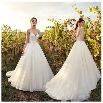 LORIE Boho Wedding Dress 2019 Appliqued Sexy Spaghetti Straps A-Line Oranza Backless Beach Bride Dress Sexy Wedding Gown
LORIE Boho Wedding Dress 2019 Appliqued Sexy Spaghetti Straps A-Line Oranza Backless Beach Bride Dress Sexy Wedding Gown