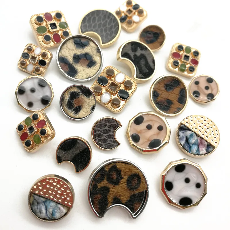 17MM/25MM Square Flatback Buttons Moon Shape Leopard Fabric Covered Button Handmade Crafts Scrapbooking Decoration Accessories
17MM/25MM Square Flatback Buttons Moon Shape Leopard Fabric Covered Button Handmade Crafts Scrapbooking Decoration Accessories