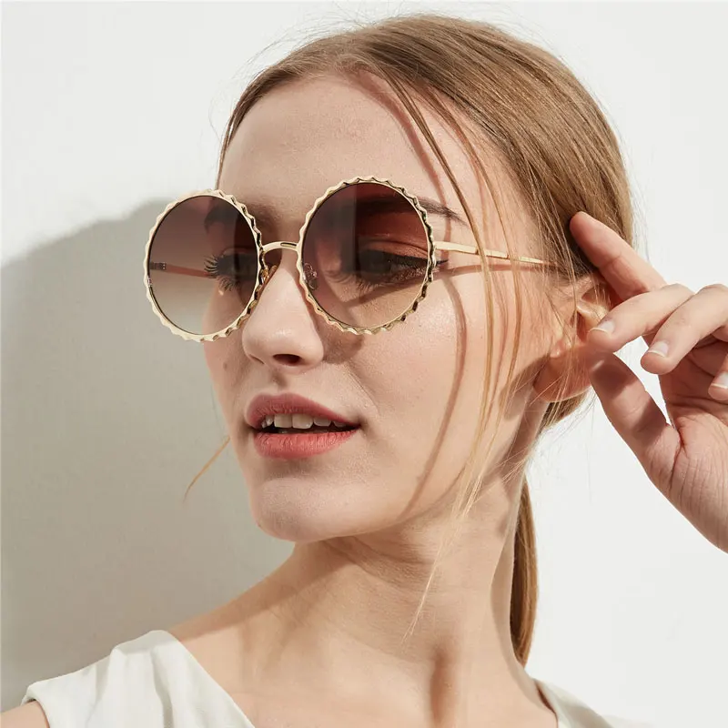 Fashion Brand Designer Women Sunglasses Vintage Style Elegant Female Sun Glasses Shades Oculos de sol Eyewear UV400 Gafas
Fashion Brand Designer Women Sunglasses Vintage Style Elegant Female Sun Glasses Shades Oculos de sol Eyewear UV400 Gafas