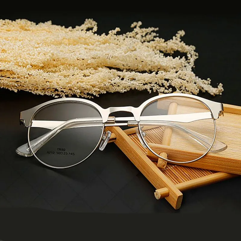 Vintage Fashion Glass Frame Clear Lens Brand Designer Metal Anti UV Eyeglasses Frame Women Man Eyewear gafas oculos de grau
Vintage Fashion Glass Frame Clear Lens Brand Designer Metal Anti UV Eyeglasses Frame Women Man Eyewear gafas oculos de grau