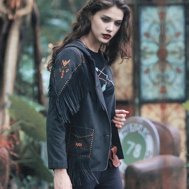 Aporia.As SpringAutumn Novelty Personality Vintage Horn Button Embroidery Tassel Retro Finishing Imitation Leather Hooded Jacket
Aporia.As SpringAutumn Novelty Personality Vintage Horn Button Embroidery Tassel Retro Finishing Imitation Leather Hooded Jacket