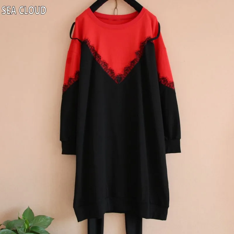 82 female long-sleeve t-shirt loose plus size basic shirt lace patchwork color block decoration big t-shirt women
82 female long-sleeve t-shirt loose plus size basic shirt lace patchwork color block decoration big t-shirt women