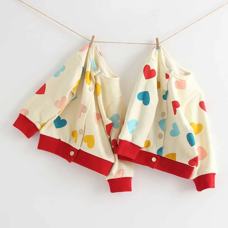 New 2019 Autumn Cute Baby Girls Love Print Knitted Cardigan Jackets Candy Beige Color Spring Autumn Fashion Children Jackets
New 2019 Autumn Cute Baby Girls Love Print Knitted Cardigan Jackets Candy Beige Color Spring Autumn Fashion Children Jackets