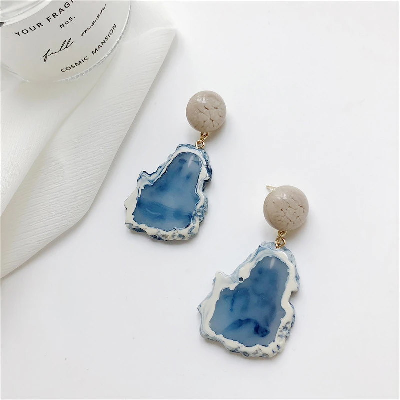 New Vintage Design Fashion Jewelry Acrylic Geometric Large Irregular Blue Marble Stone Big Resin Drop Earrings For Women Girl
New Vintage Design Fashion Jewelry Acrylic Geometric Large Irregular Blue Marble Stone Big Resin Drop Earrings For Women Girl