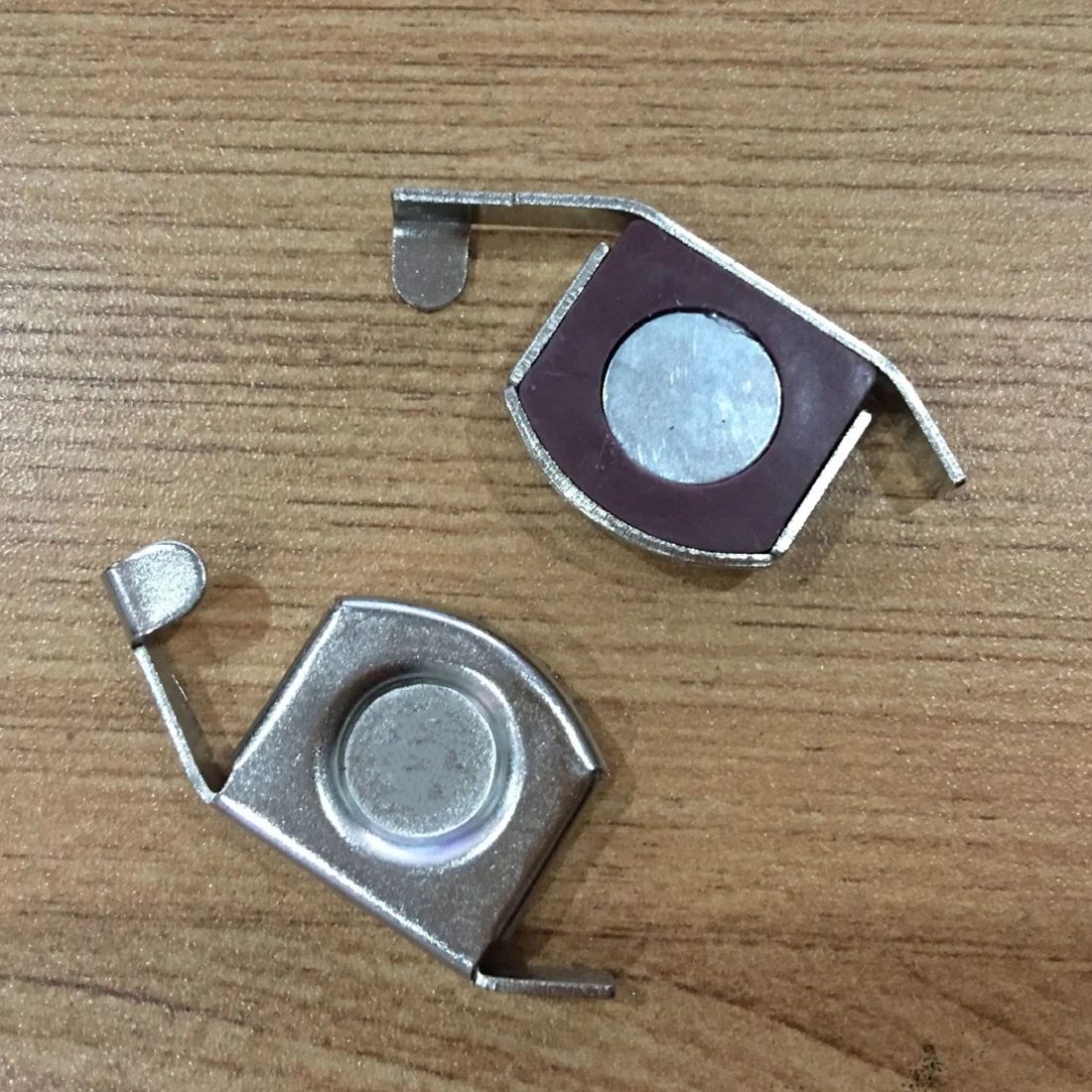 High Quality Magnet Seam Guide Sewing Machine Foot For Domestic Industrial Singer Brother
High Quality Magnet Seam Guide Sewing Machine Foot For Domestic Industrial Singer Brother