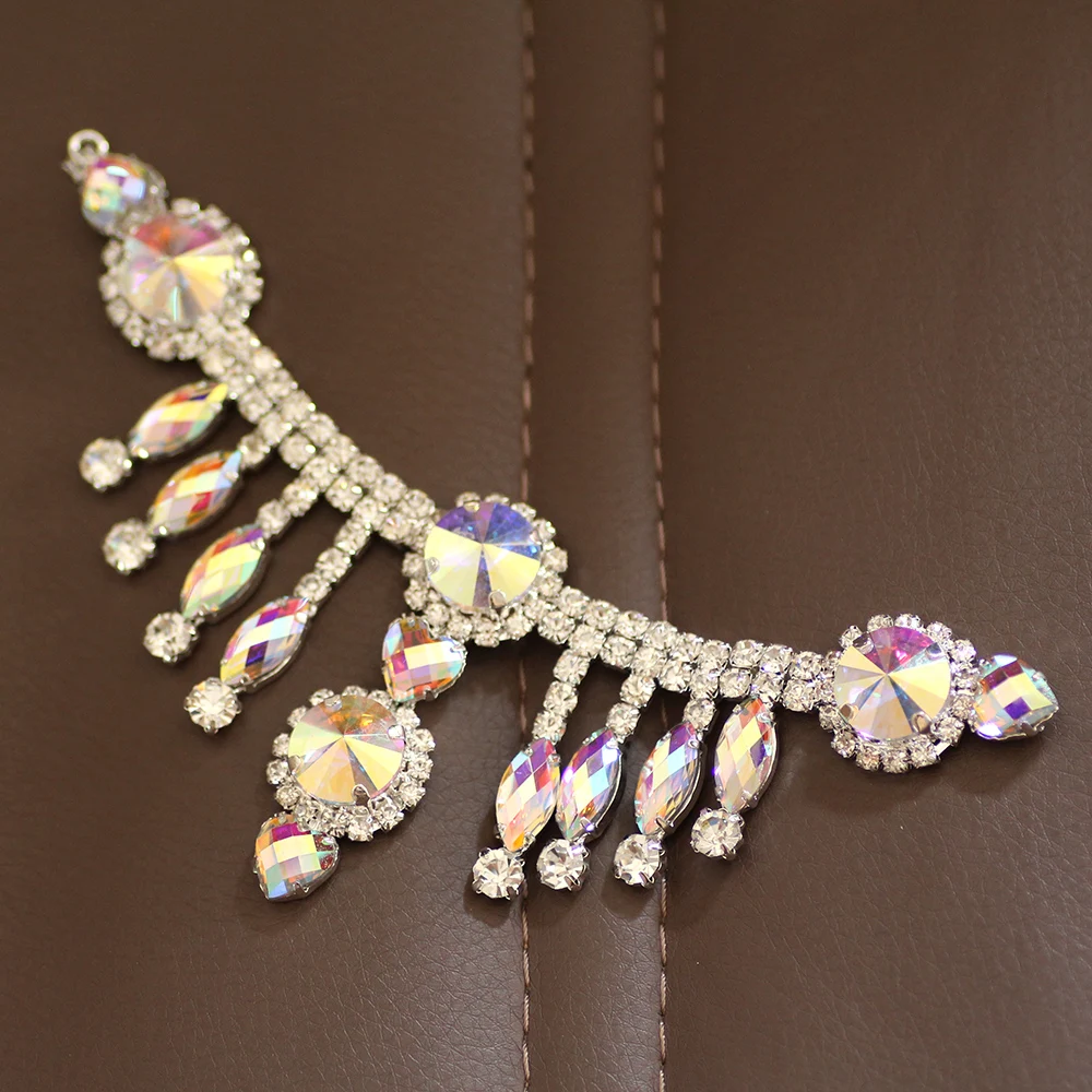 Crystal AB Rhinestone Applique with tassel For DIY Dress Neckline Scarf Decoration Rhinestone Chain Sew on Stone for garments
Crystal AB Rhinestone Applique with tassel For DIY Dress Neckline Scarf Decoration Rhinestone Chain Sew on Stone for garments