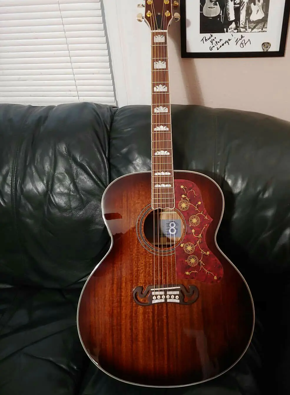free shipping high gloss burst finish best quality Byron jumbo acoustic guitars handmade mahogany burst wood acoustic guitar
free shipping high gloss burst finish best quality Byron jumbo acoustic guitars handmade mahogany burst wood acoustic guitar