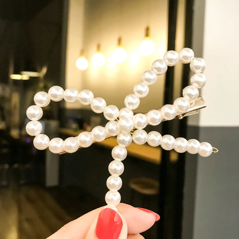 Ins Fashion Woman Bow Pearl Hair Clips Temperament Elegant Princess Barrette Girl Solid White Color Hairpin Simple Hair Ornament
Ins Fashion Woman Bow Pearl Hair Clips Temperament Elegant Princess Barrette Girl Solid White Color Hairpin Simple Hair Ornament