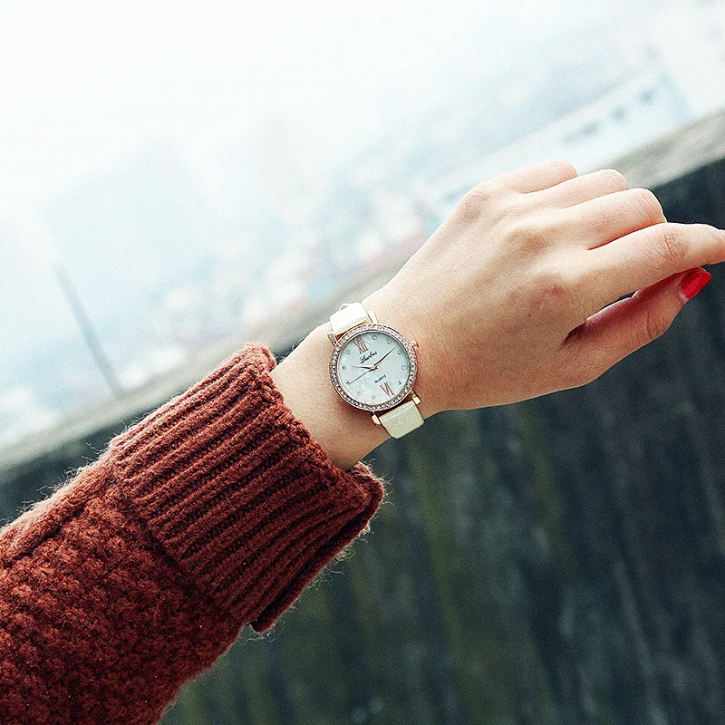 New Arrive Fashion Elegent Women Watches Ladies Casual Leather Quartz Watch Montre Femme Horloges Vrouwen Zegarek Damski 
New Arrive Fashion Elegent Women Watches Ladies Casual Leather Quartz Watch Montre Femme Horloges Vrouwen Zegarek Damski