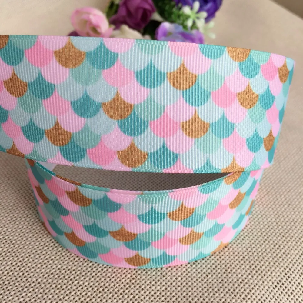 25mm-38MM Fish Scale Gradient Pattern Printed Grosgrain Ribbon Wedding Decoration Christmas DIY hair bow ribbon 10 yards
25mm-38MM Fish Scale Gradient Pattern Printed Grosgrain Ribbon Wedding Decoration Christmas DIY hair bow ribbon 10 yards