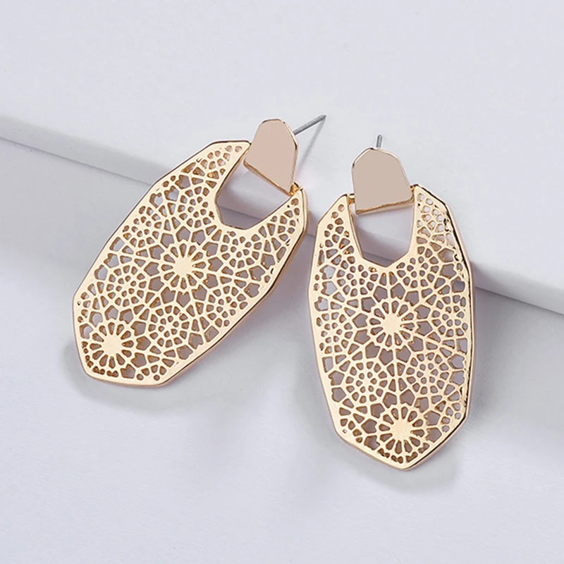 Women's Oval Filigree Lace Statement Earrings Filigree Floral Drop Earrings Geometric Oval 2019 Design Jewelry
Women's Oval Filigree Lace Statement Earrings Filigree Floral Drop Earrings Geometric Oval 2019 Design Jewelry