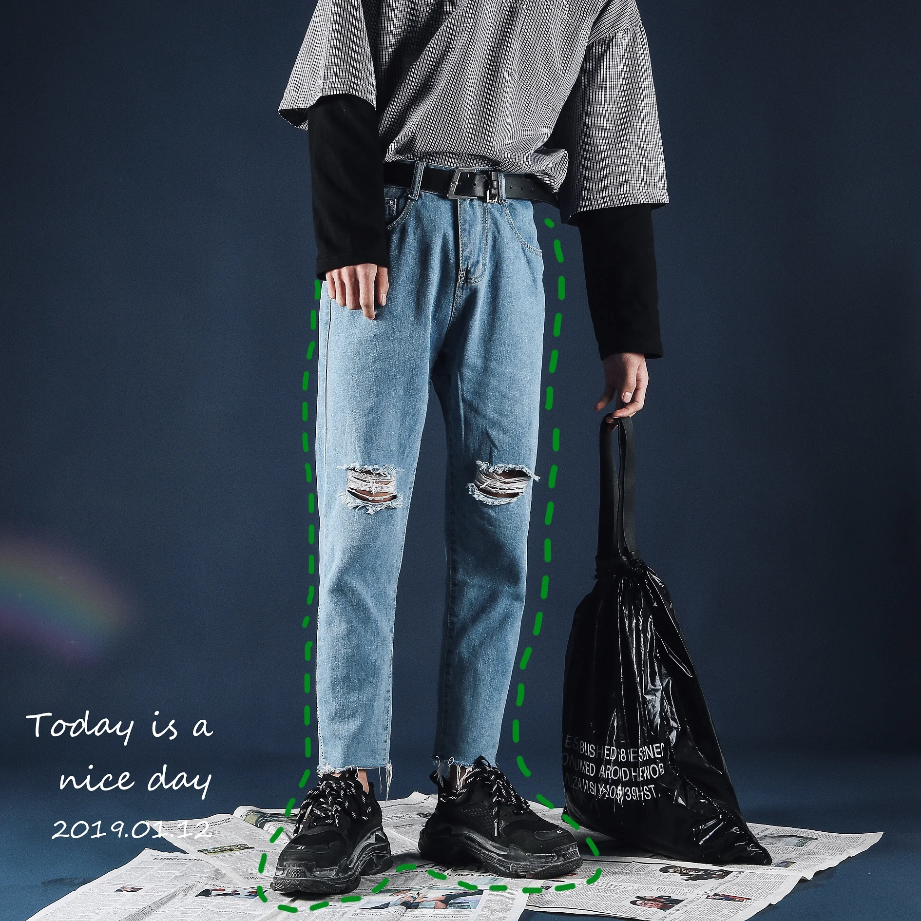 Spring new nine-point trousers with broken holes, men's Korean version of loose trend of young handsome jeans, handsome
Spring new nine-point trousers with broken holes, men's Korean version of loose trend of young handsome jeans, handsome