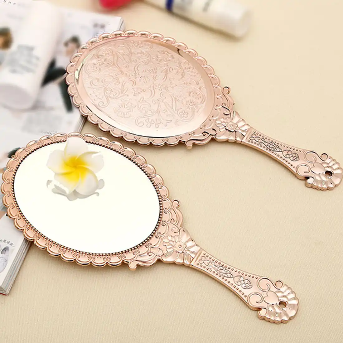 1pc Cute Silver Vintage Ladies Floral Repousse Oval Round Makeup