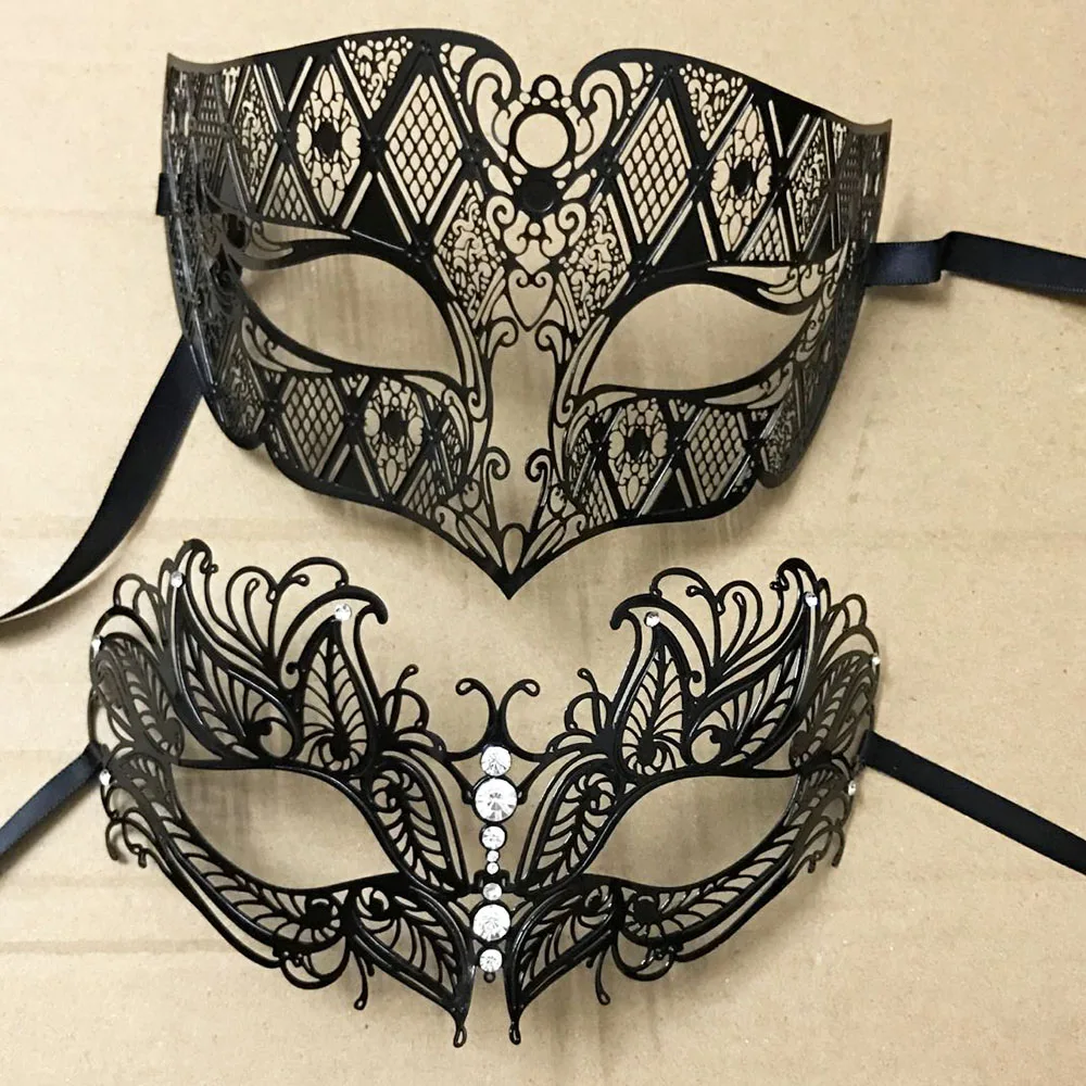 Luxury Silver Men Women Lovers Couple Venetian Party Masks Black Metal Laser-cut XMAS Costume Shows Wedding Masquerade Mask Set
Luxury Silver Men Women Lovers Couple Venetian Party Masks Black Metal Laser-cut XMAS Costume Shows Wedding Masquerade Mask Set