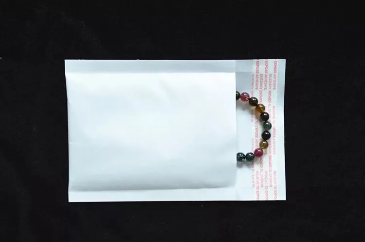 12*17.5cm White bubble bag paper envelope padded bubble courier bubble bag,bubble mailer shipping envelope bag
12*17.5cm White bubble bag paper envelope padded bubble courier bubble bag,bubble mailer shipping envelope bag