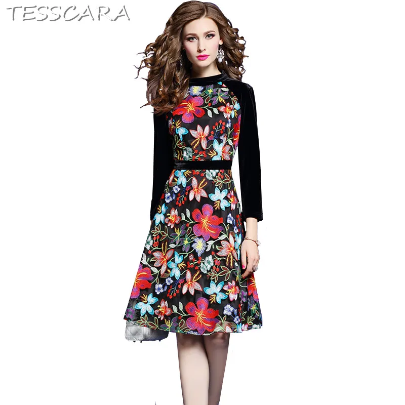 TESSCARA Women Winter Luxury Floral Embroidery Mesh Dress Female Velvet Robe Femme High Quality Vintage Designer Party Vestidos
TESSCARA Women Winter Luxury Floral Embroidery Mesh Dress Female Velvet Robe Femme High Quality Vintage Designer Party Vestidos