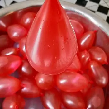 Hot !(500pcs/lot)NO3 mixing small balloons Inflatable water gun can target a small apple ball toy balloons
Hot !(500pcs/lot)NO3 mixing small balloons Inflatable water gun can target a small apple ball toy balloons