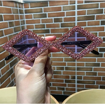 2019 triangle cut luxury Stones cat eye sunglasses women small vintage shades sun glasses For female oculos de sol
2019 triangle cut luxury Stones cat eye sunglasses women small vintage shades sun glasses For female oculos de sol