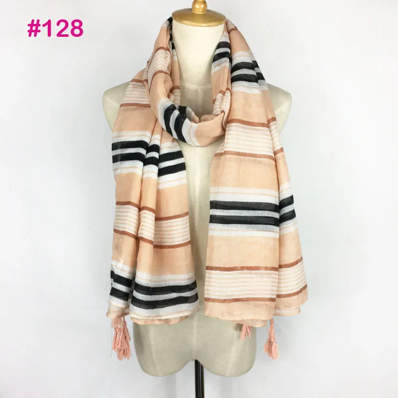 2017 Hot Selling Spring Style Stripe Fashion Viscose Women Tassels Scarf Printed Cotton Hijab Long Pashminas
2017 Hot Selling Spring Style Stripe Fashion Viscose Women Tassels Scarf Printed Cotton Hijab Long Pashminas