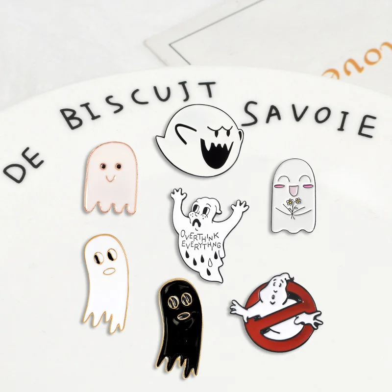 Various cartoon ghost series Denim Enamel lapel pins Halloween Fun Badges Brooches festival Gifts for friends Jewelry wholesale
Various cartoon ghost series Denim Enamel lapel pins Halloween Fun Badges Brooches festival Gifts for friends Jewelry wholesale