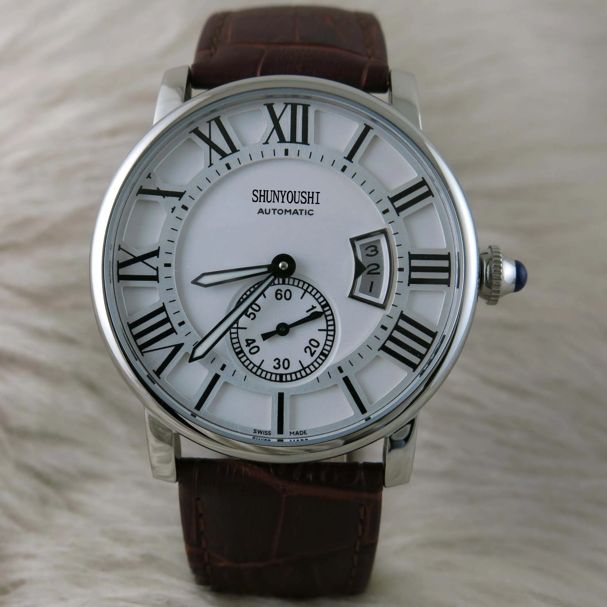 WG06773 Mens Watches Top Brand Runway Luxury European Design Automatic Mechanical Watch
WG06773 Mens Watches Top Brand Runway Luxury European Design Automatic Mechanical Watch
