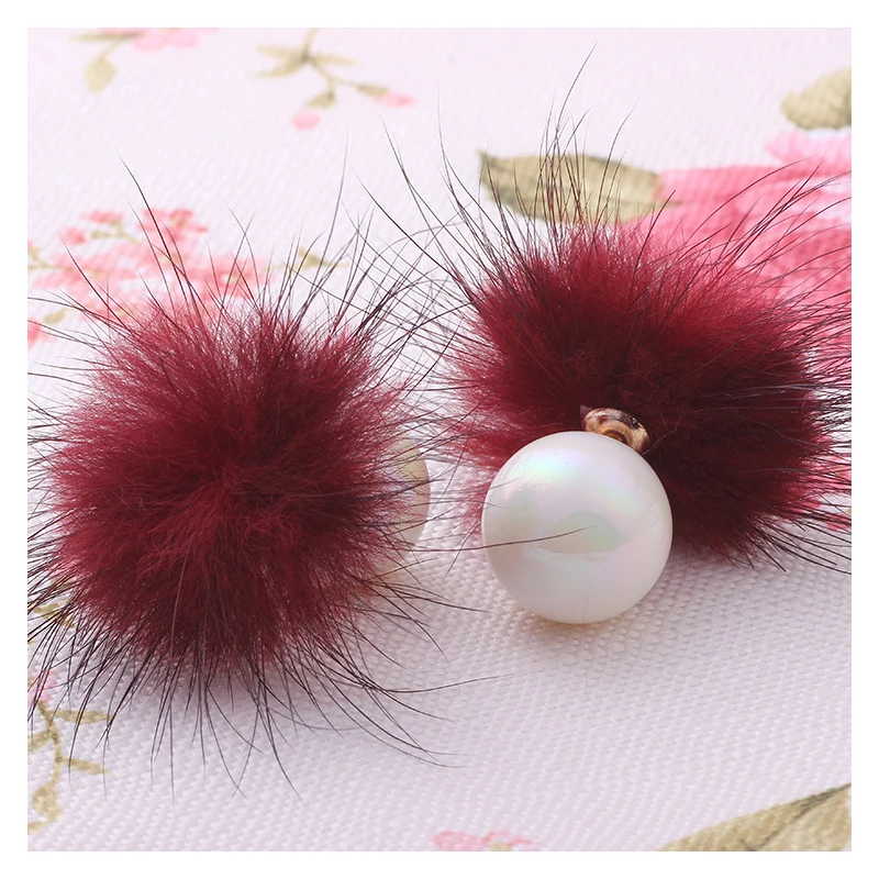 Fluffy Pom Pom Earring Brincos Para as Mulheres Pearl Earrings Marten Feather Women Ear Jewelry 10Colors Women Stud Earrings
Fluffy Pom Pom Earring Brincos Para as Mulheres Pearl Earrings Marten Feather Women Ear Jewelry 10Colors Women Stud Earrings
