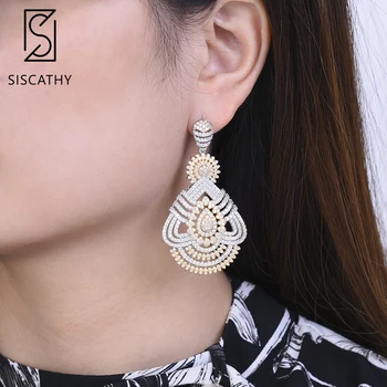 SISCATHY 2019 Charms Women Teardrop Earrings Flower Hollow Full Cubic Zirconia Wedding Dangle Drop Earrings fashion Jewelry
SISCATHY 2019 Charms Women Teardrop Earrings Flower Hollow Full Cubic Zirconia Wedding Dangle Drop Earrings fashion Jewelry