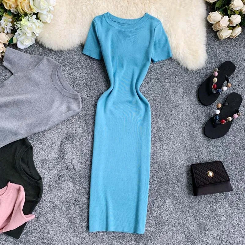 Euro-American simple round-necked short-sleeved Chic Port-flavored elastic knitted dress with tight body and buttocks
Euro-American simple round-necked short-sleeved Chic Port-flavored elastic knitted dress with tight body and buttocks
