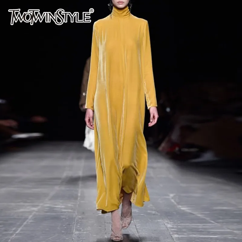 TWOTWINSTYLE Vintage Velvet Yellow Dress Female Loose Turtleneck Long Sleeve Loose Dresses For Women Autumn Fashion 2019 New
TWOTWINSTYLE Vintage Velvet Yellow Dress Female Loose Turtleneck Long Sleeve Loose Dresses For Women Autumn Fashion 2019 New