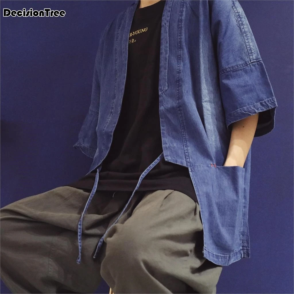 2019 summer men loose cardigan japanese kimono stripe coat high street hip hop casual outerwear men kimono japanese harajuku
2019 summer men loose cardigan japanese kimono stripe coat high street hip hop casual outerwear men kimono japanese harajuku